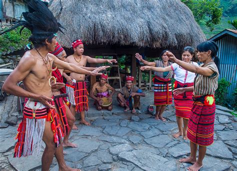 Mga Igorot .